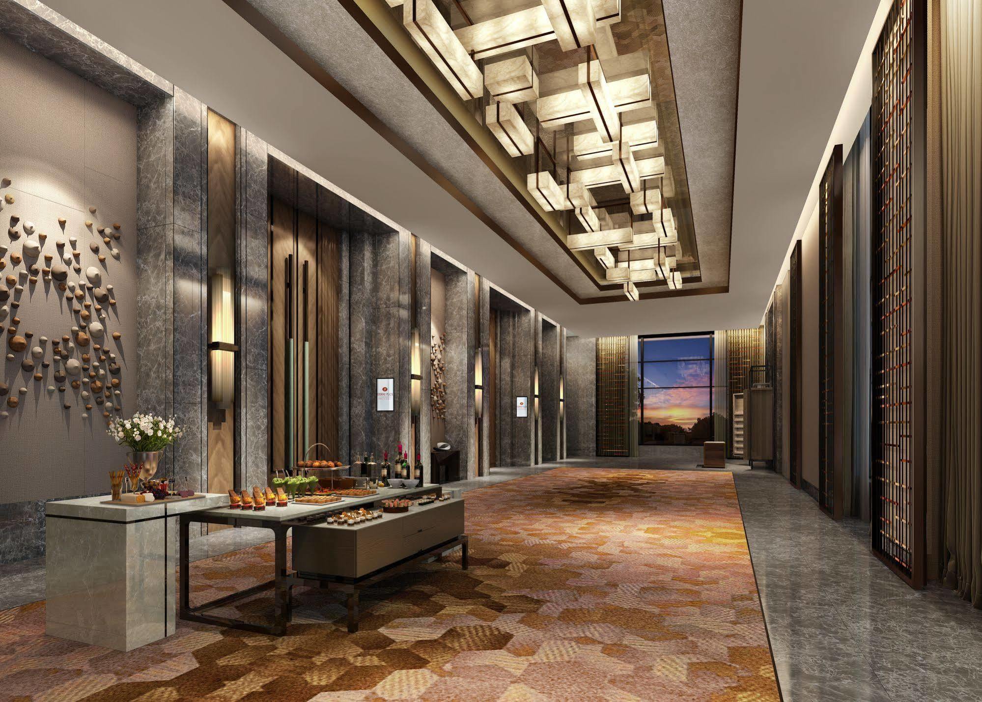 Crowne Plaza Shanghai Pujiang By Ihg Exterior photo